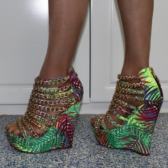 Nelly Bernal Shoes - Tropical Print Extreme Wedges Size 11